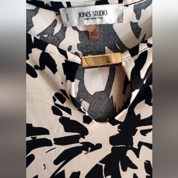 Jones Studio Printed Quarter Sleeve Blouse - Picture 2 of 2